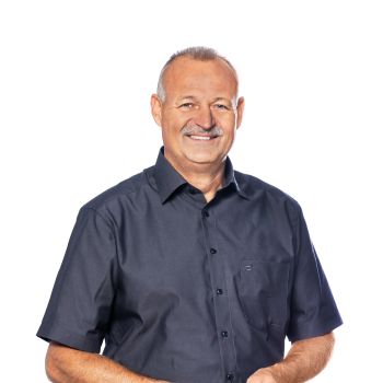 Mitarbeiterfoto eines älteren Herrn